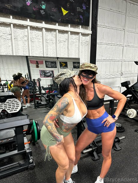 セクシーな熟女オンリーファンズ アートポルノ 写真