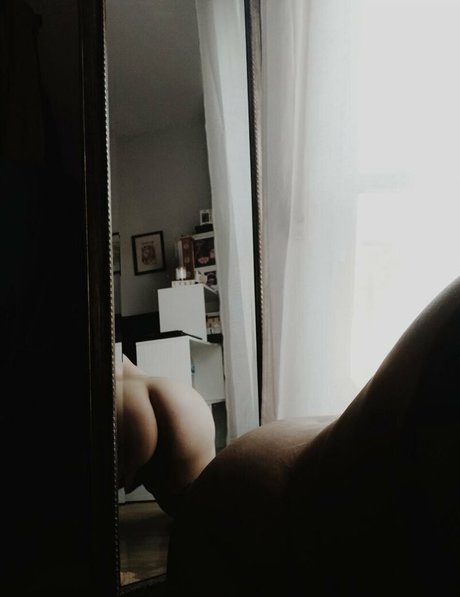 leaskulfree アダルトスター 写真