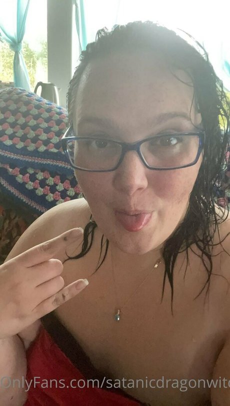 satanicdragonwitch ポルノスター セックス 写真