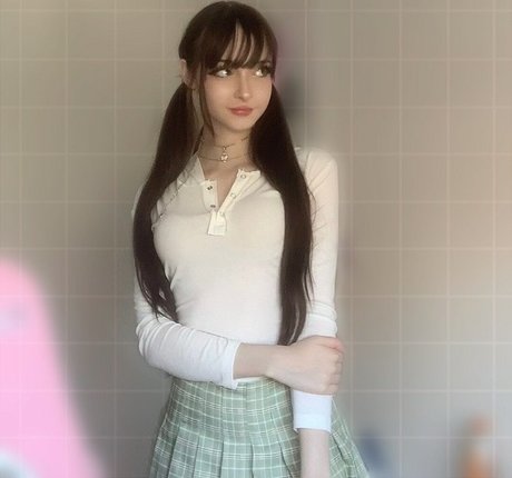 Toxic Tenshi ポルノスター 可愛い 画像