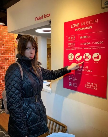 pyam to go ポルノスター ホット 写真