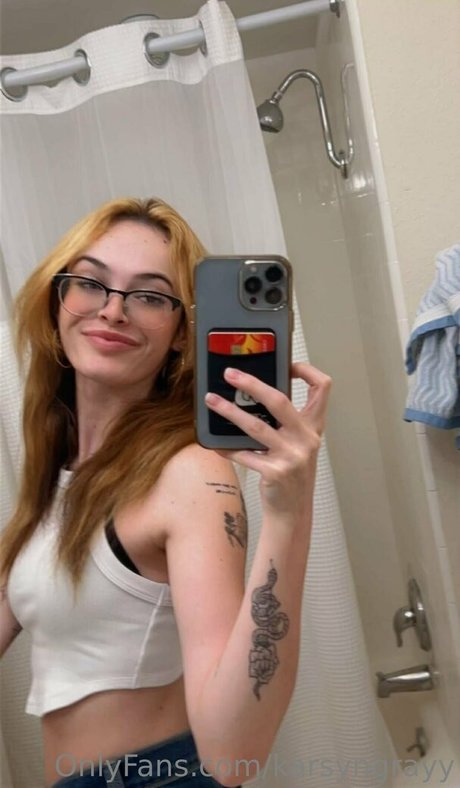 karsyngrayy スター ヌード 写真