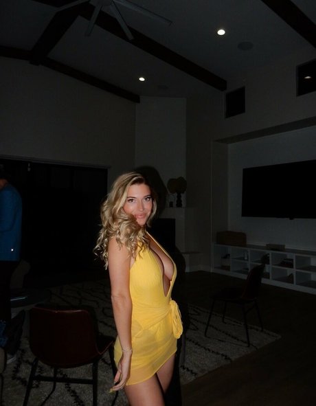 Taylor Mathis スターセックス 写真