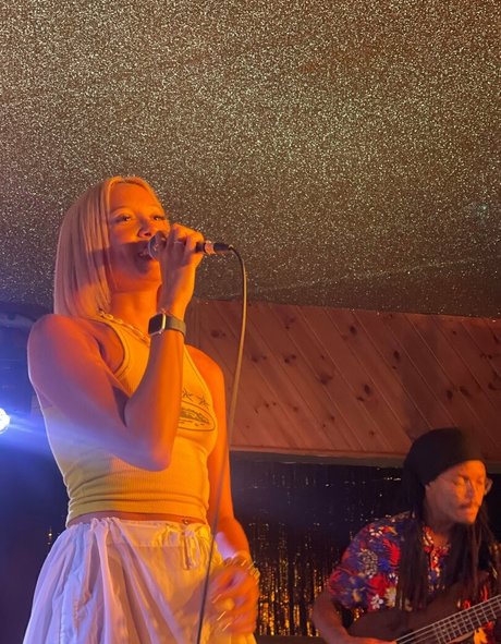 morganmunroe ポルノスター 素敵 写真