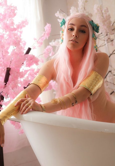 Hailie Rosie 高品質モデル 画像