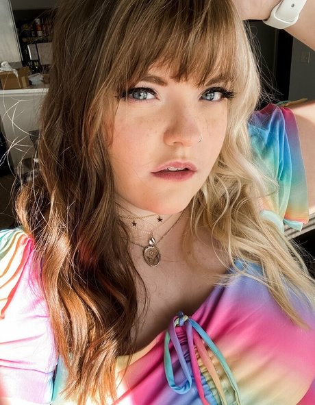Meg Kaylee アートモデル ギャラリー