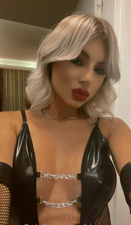 kimmyfree エロティックモデル 写真