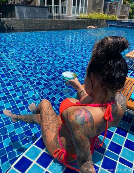 naughtyinkedwhore 高品質スター 写真