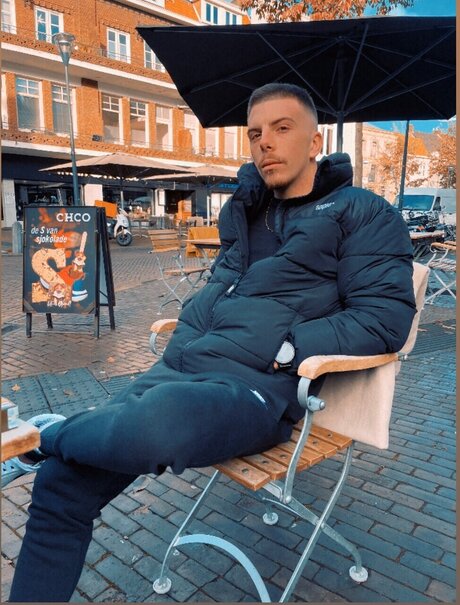 Andrei Olb 完璧なスター 写真