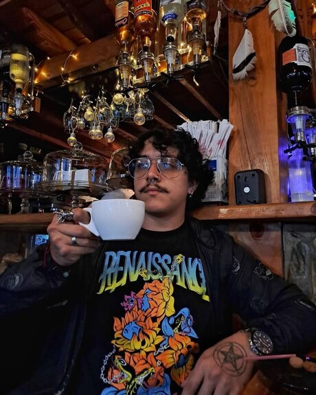 Omar David Rodriguez Padilla 独占モデル 写真