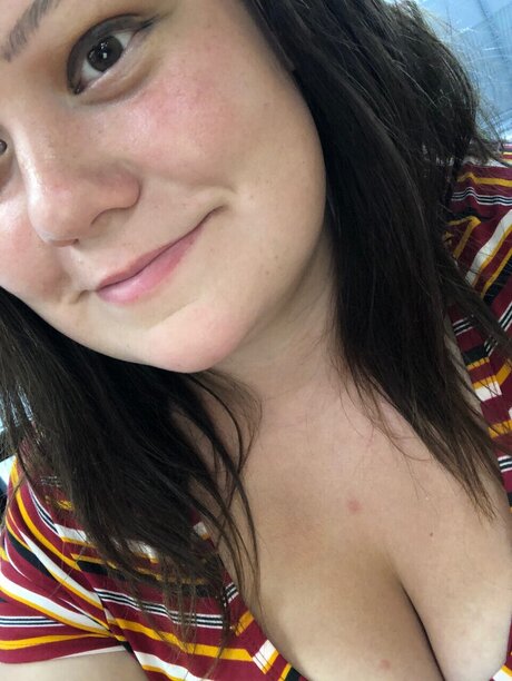 Kristinnxoxo 独占ポルノスター 画像