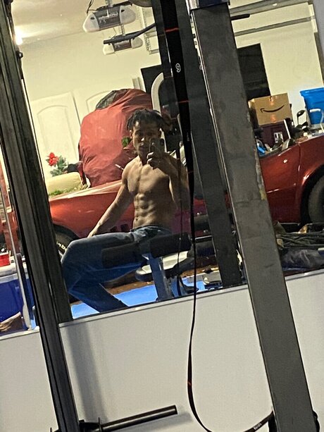 ExtraZai 裸の女優 写真