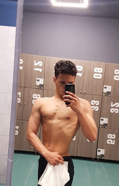 Stefanut Stefan 美しいモデル 写真