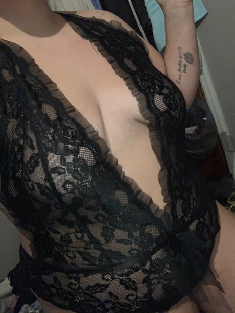 Alaina トップポルノスター 画像