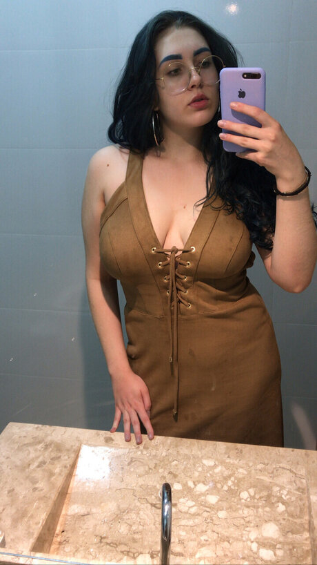 Tessa Moon セクシー女優 写真