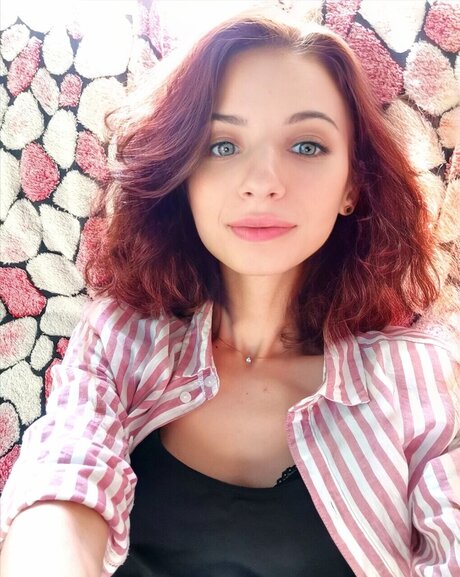 Anastasiya アダルト女優 画像