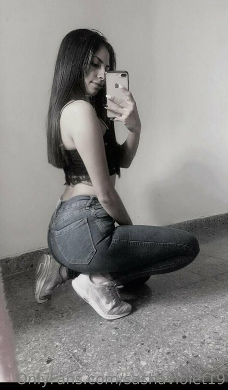 sashaviolet19 profile image