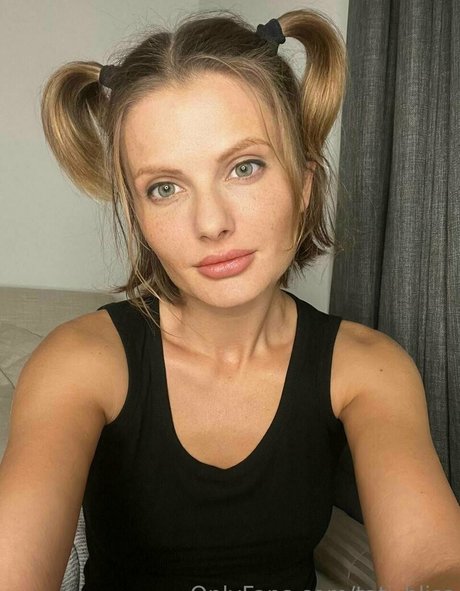 tati bliss 最高のスター 写真