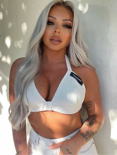 Jesy Nelson エロティックなポルノスター 写真