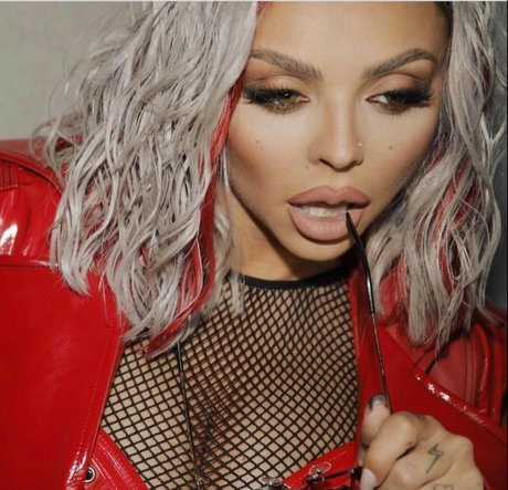 Jesy Nelson エロティックなスター 画像