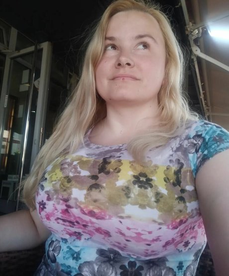 Dejana Savi トップスター 写真