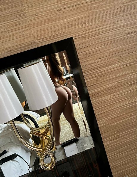 Anfisa Arjhipchenko エロティック女優 画像