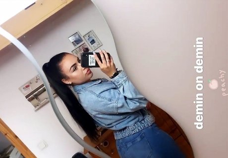 Fiona Schramm セックスモデル 写真