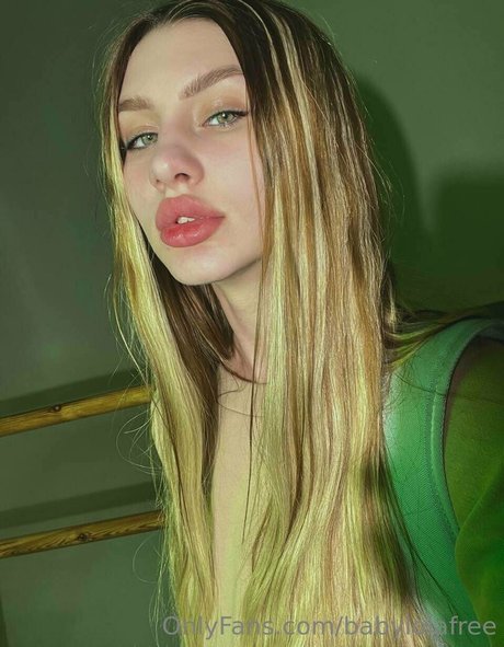 babylolafree top profile image