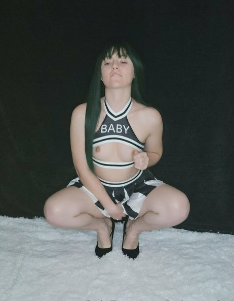 babyven0m トップ女優 写真