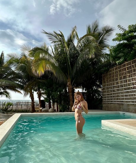 Stephanie Cayo ポルノ女優 画像
