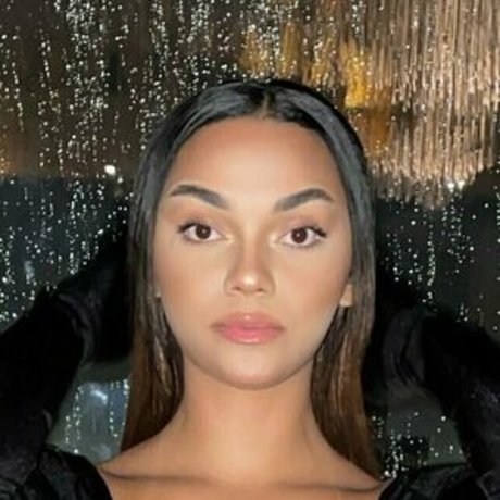 exoticbabe18 ポルノスター 写真