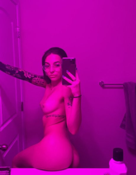 ravengoeswild ポルノスター 素敵 写真