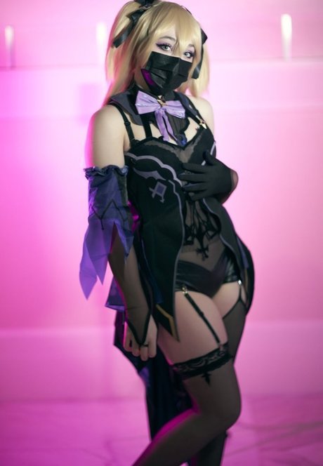 Meikasama トップポルノスター 写真