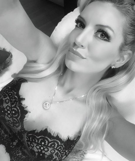 カービーファックOnlyfans ポルノ 写真