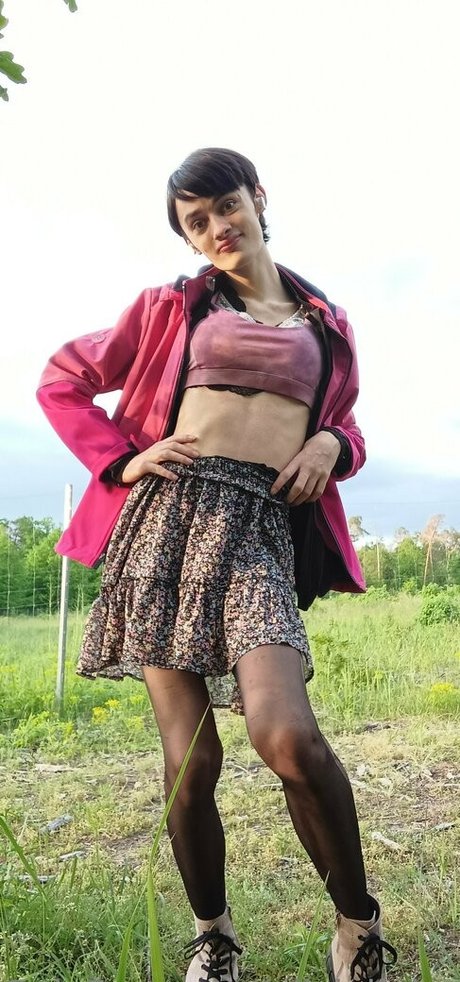 alicialiniquinn ヌード女優 写真