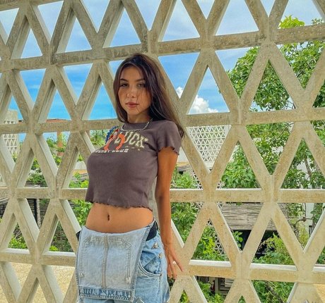 realmadisonliv 美しい女優 アーカイブ