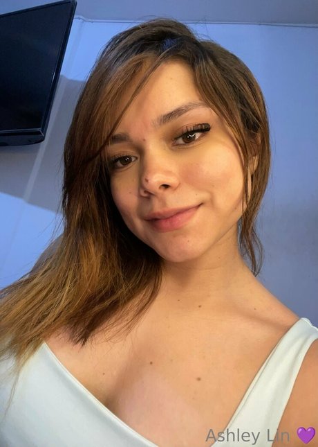 ashleyliin 可愛い女優 写真