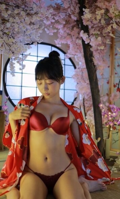 Eunji Pyo ポルノモデル 写真