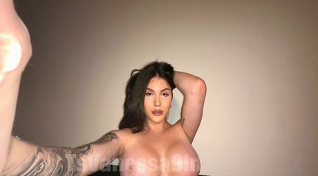 TS Vanessa9in 美しいモデル 写真