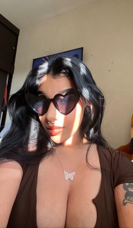 Fernanda V ポルノスター セックス 画像