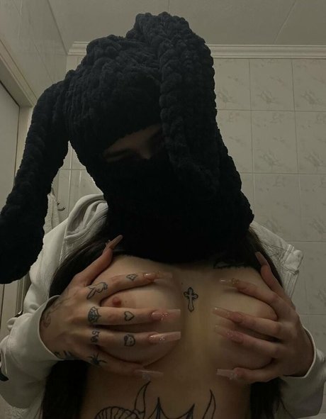 meshtiish ポルノスター 写真