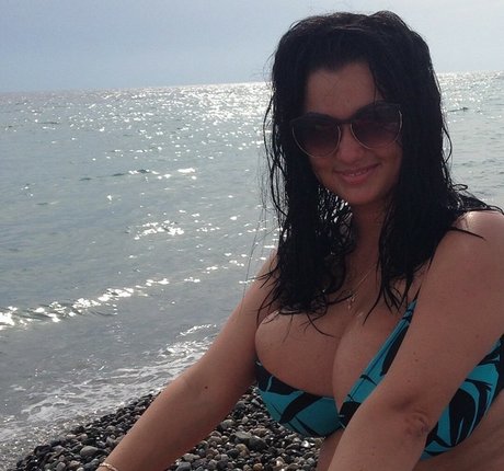 Irina P 女優 写真