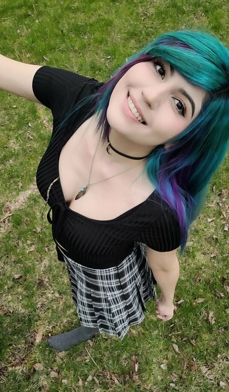 kittyrawr 女優 写真