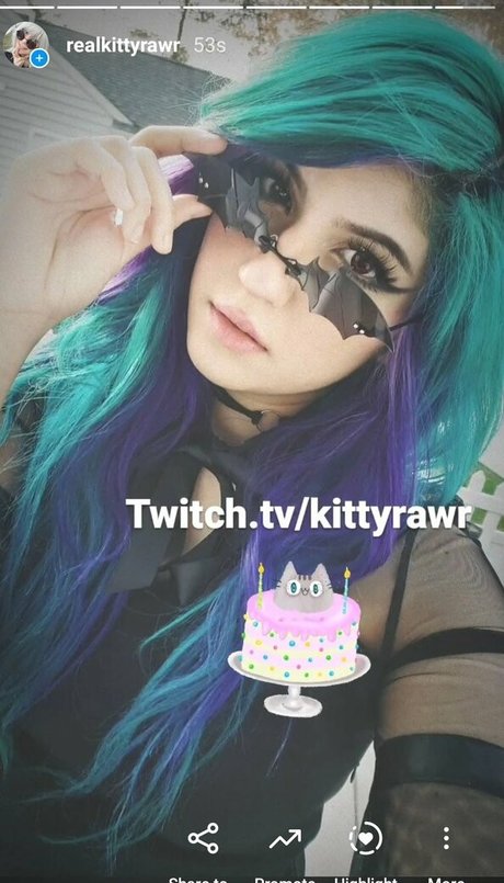 kittyrawr 美しいモデル 画像