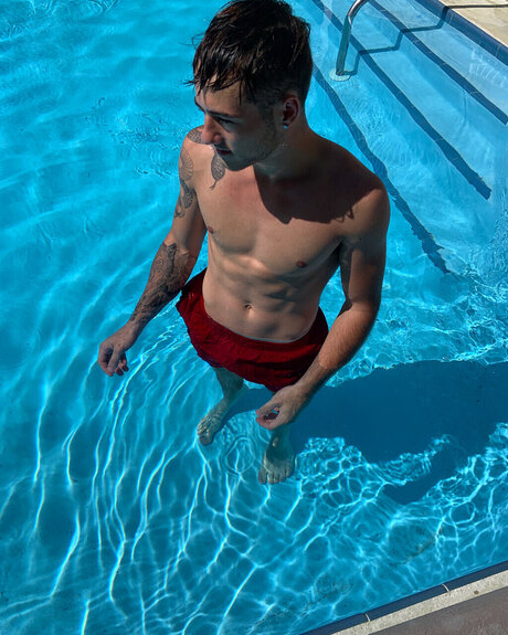 Connor Jackson スター ヌード 写真
