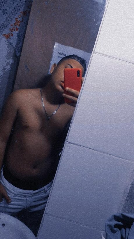 Guido Burgos 無料スター 写真