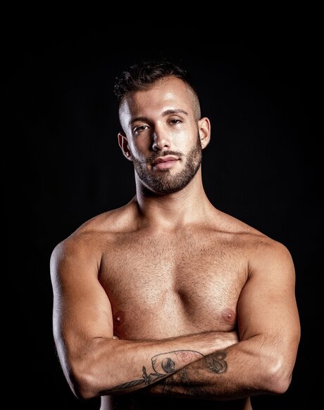 Luca ポルノスター セックス アーカイブ