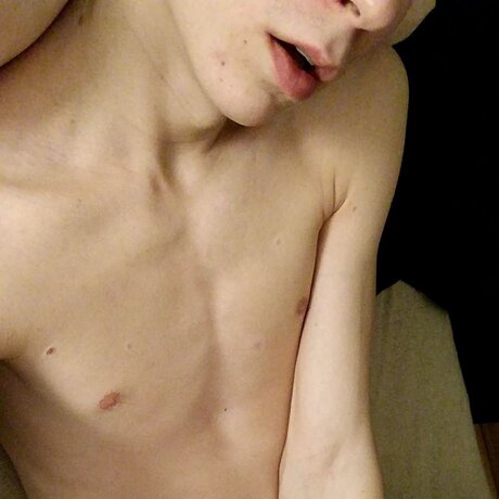 NerdyTwink 無料のスター ギャラリー