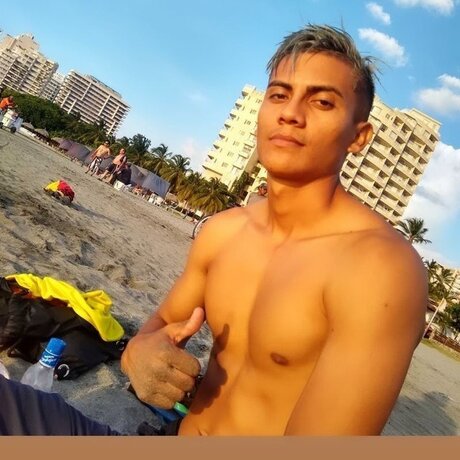 Johendry Medina 美しいスター 写真