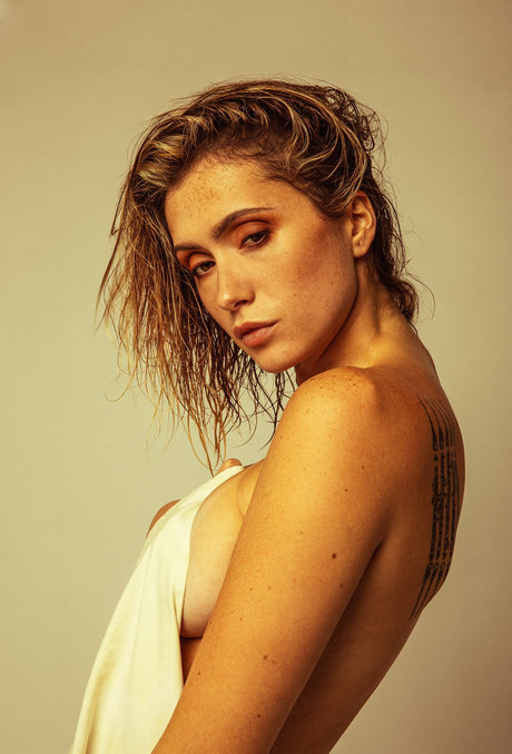 Lysandre Nadeau 無料のスター 写真